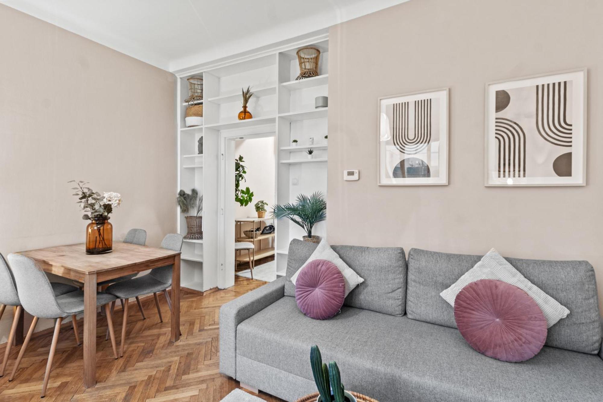Modern Apartment, 3 Min To "U3 Neubaugasse" Vienne Extérieur photo