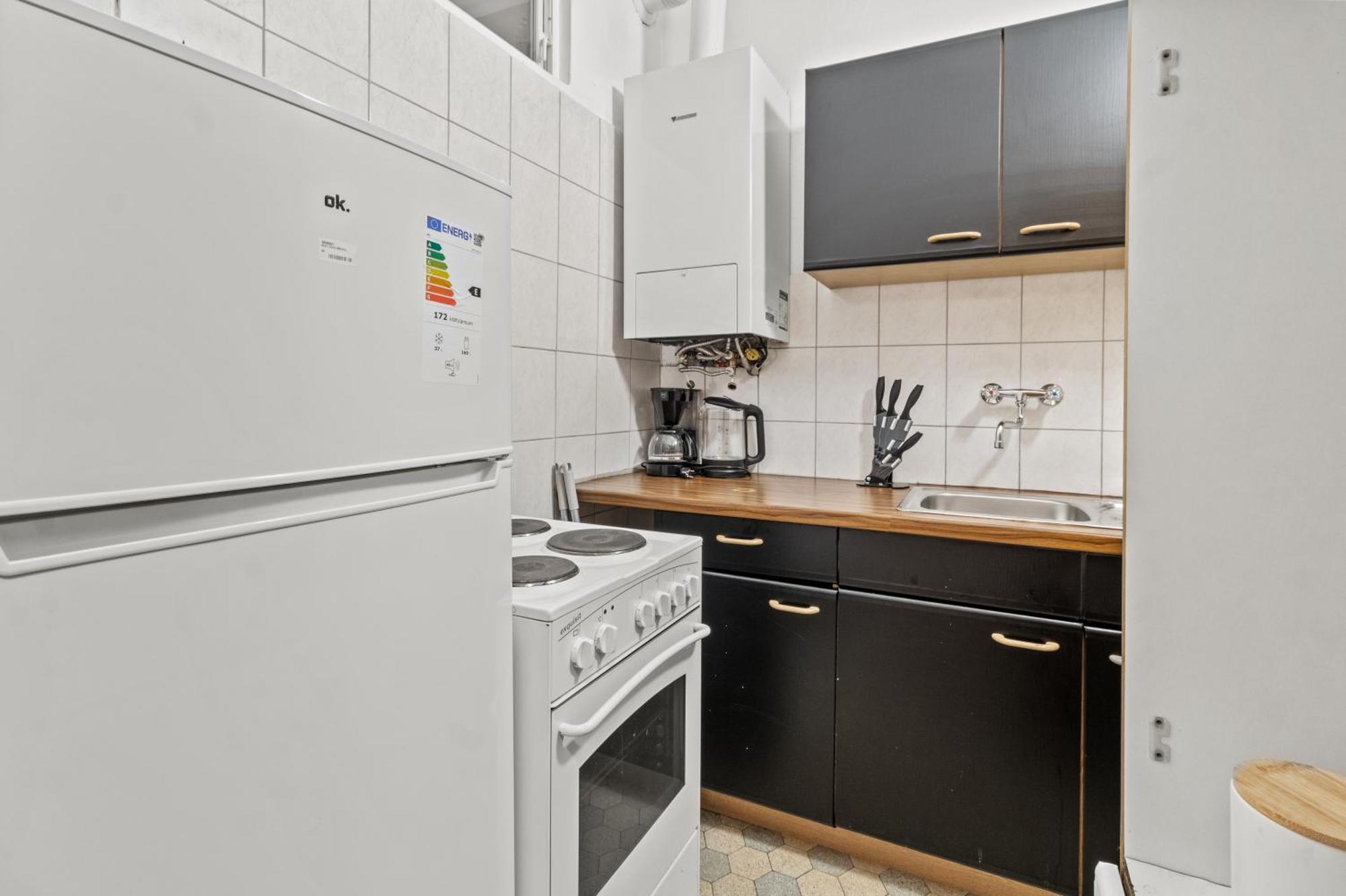 Modern Apartment, 3 Min To "U3 Neubaugasse" Vienne Extérieur photo